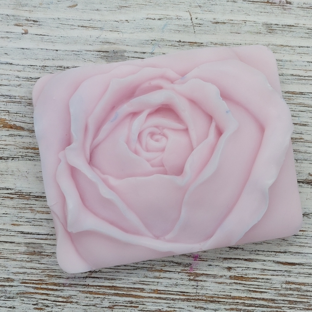 2 Handcrafted Rose Shaped Soaps,  Rose Scented Glycerin-based Shea Butter - Picture 4 of 4